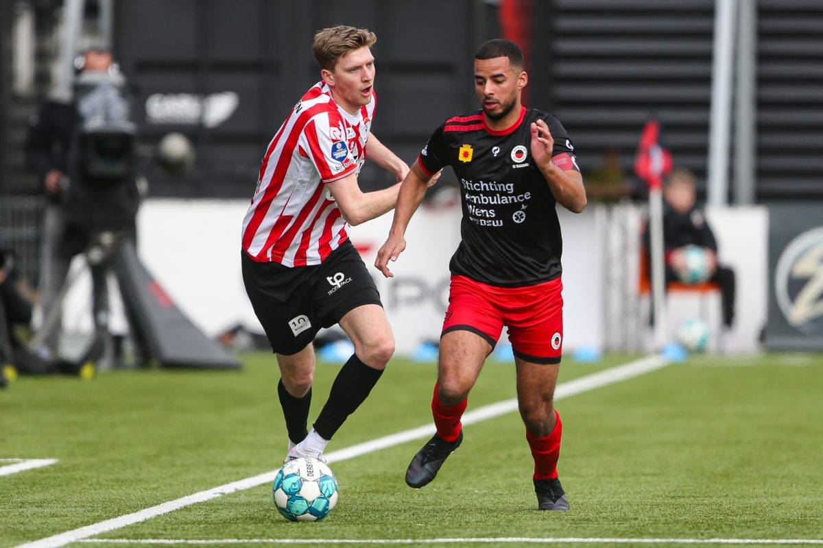 无论外界评 无论外界评