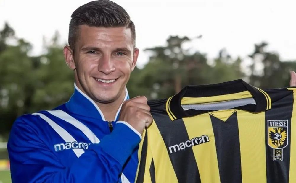 给予他外卡 给予他外卡