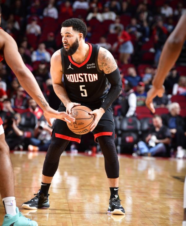 导致他在战 导致他在战