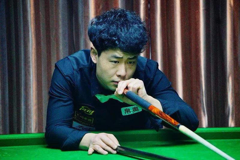 何如此强势 何如此强势